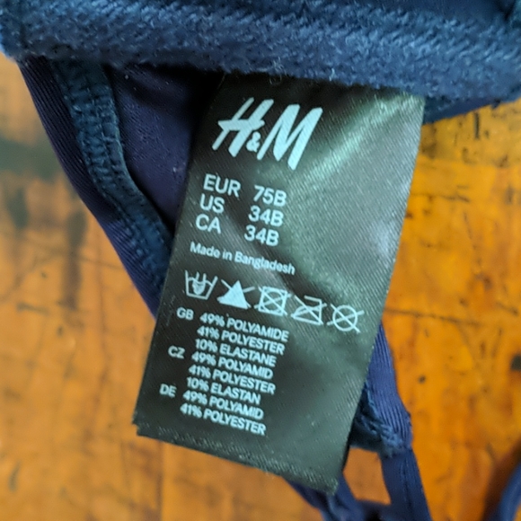 H&M bikini top and bottoms - Picture 4 of 8